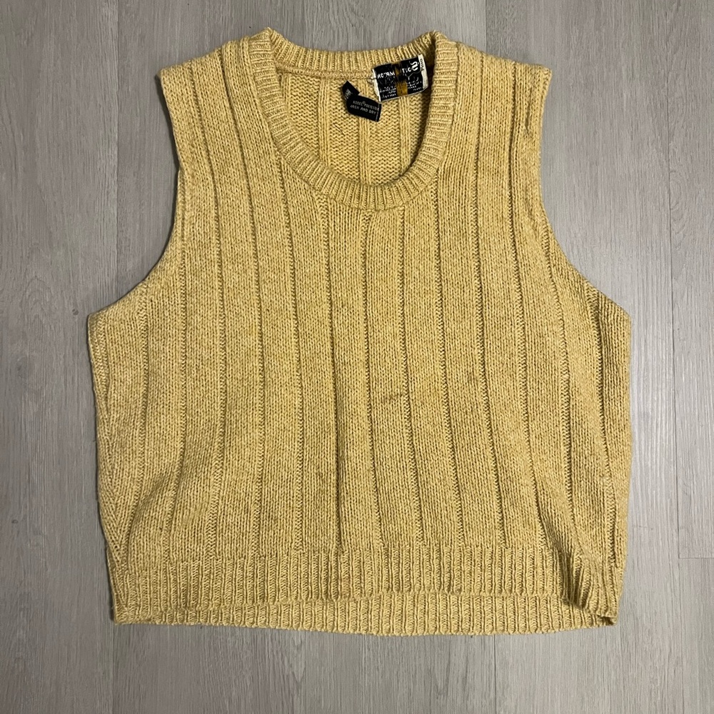 Vintage Knit Sleeveless Wool Sweater - Mustard